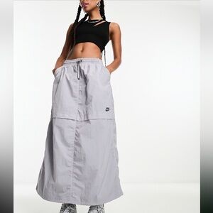 Nike Sport Women's Active Grey Drawcord Bungee Woven Long Utility Maxi Skirt